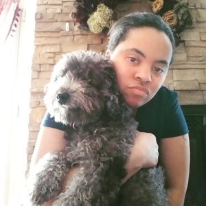 Meet your Posher, Taryn